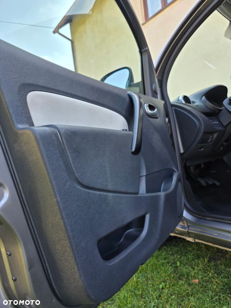 Renault Kangoo - 19