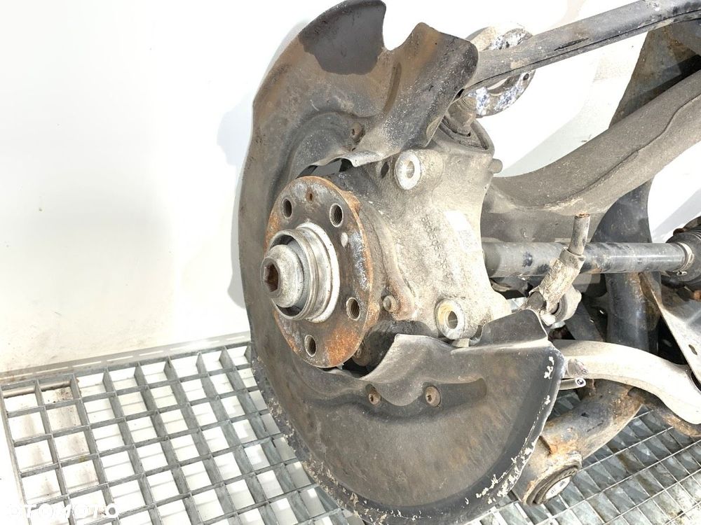 BELKA TYŁ  AUDI A7 Sportback (4GA, 4GF) 2010 - 2018 RS7 quattro 412 kW [560 KM] benzyna 2013 - 2018 - 3