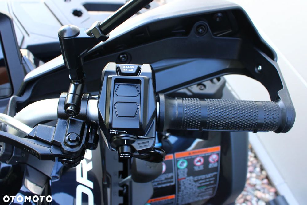 CFMoto CForce - 10