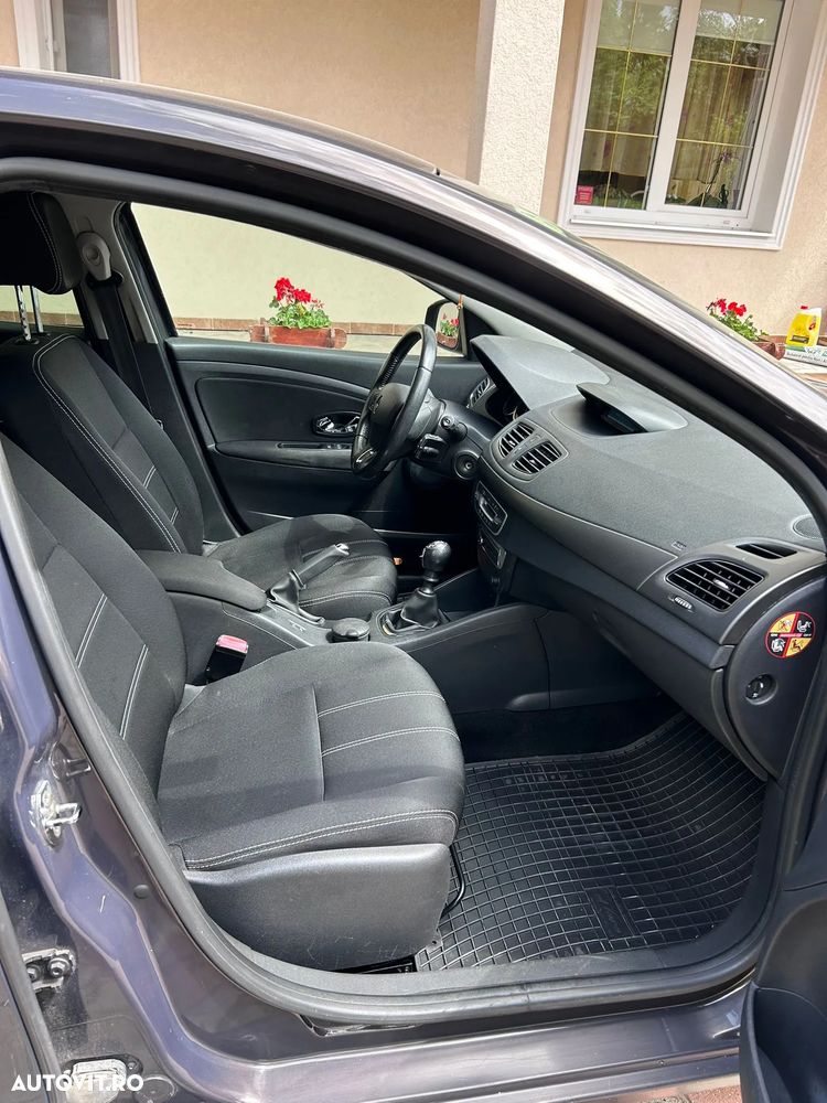 Renault Fluence 1.5 dCi Pro - 12