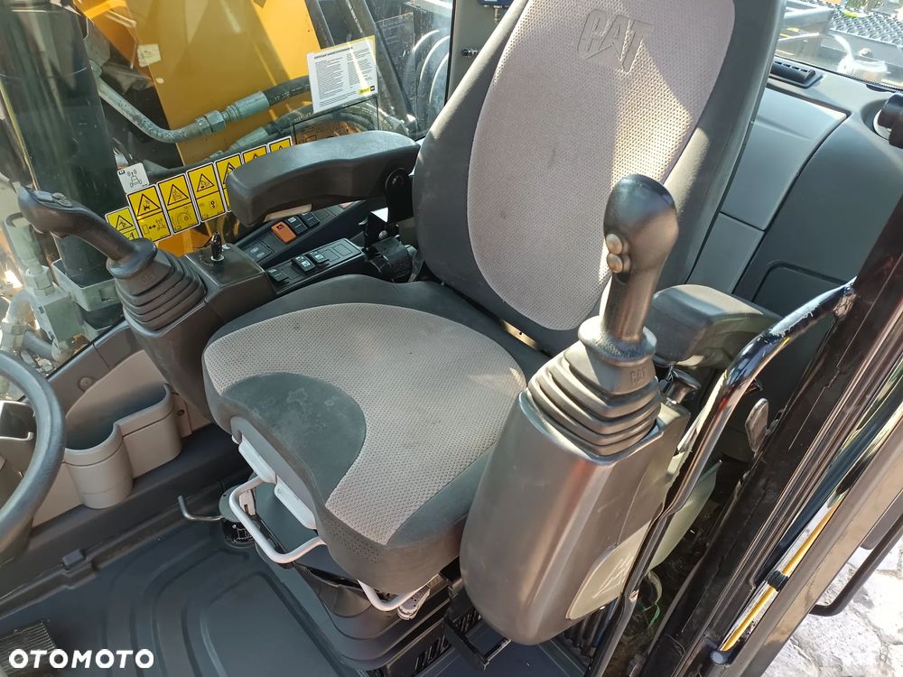 Caterpillar M313D - 23