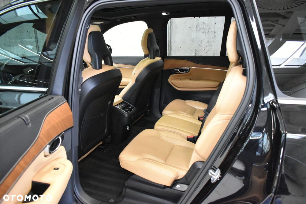 Volvo XC 90 B5 D AWD Inscription - 23