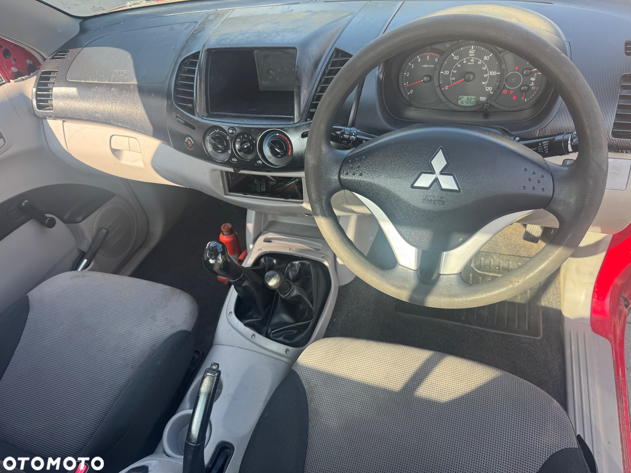 Mitsubishi L200 Pick Up 4x4 Intense Club Cab - 13