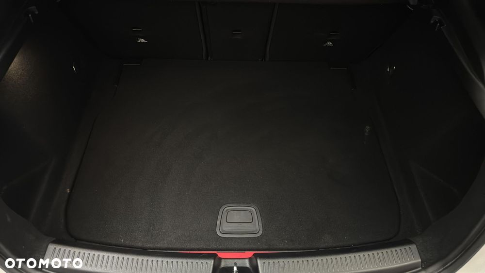 Mercedes-Benz Klasa A 200 7G-DCT - 13