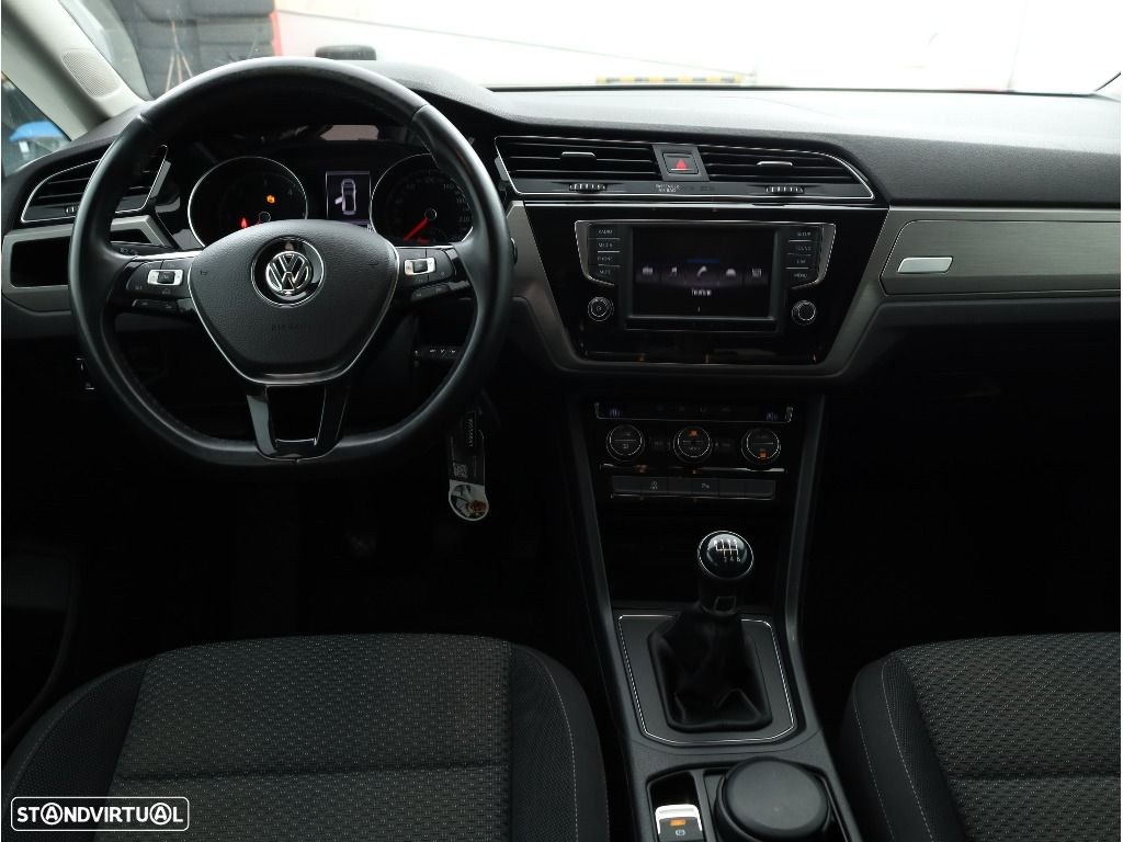 VW Touran 1.6 TDI Confortline - 21