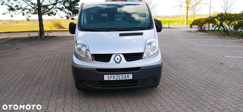 Renault Trafic - 2