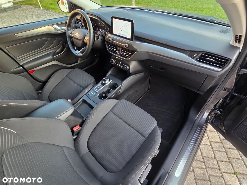 Ford Focus 2.0 EcoBlue Titanium Business - 21