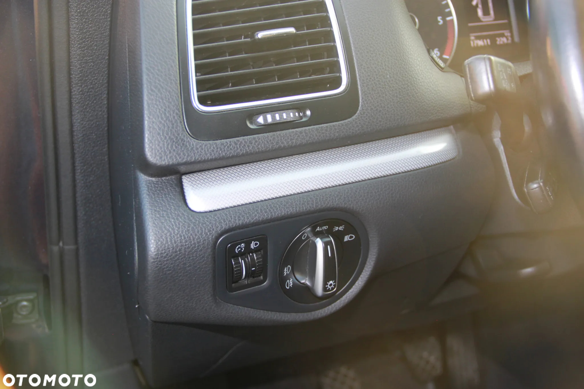 Volkswagen Sharan 2.0 TDI Blue Motion Match - 16
