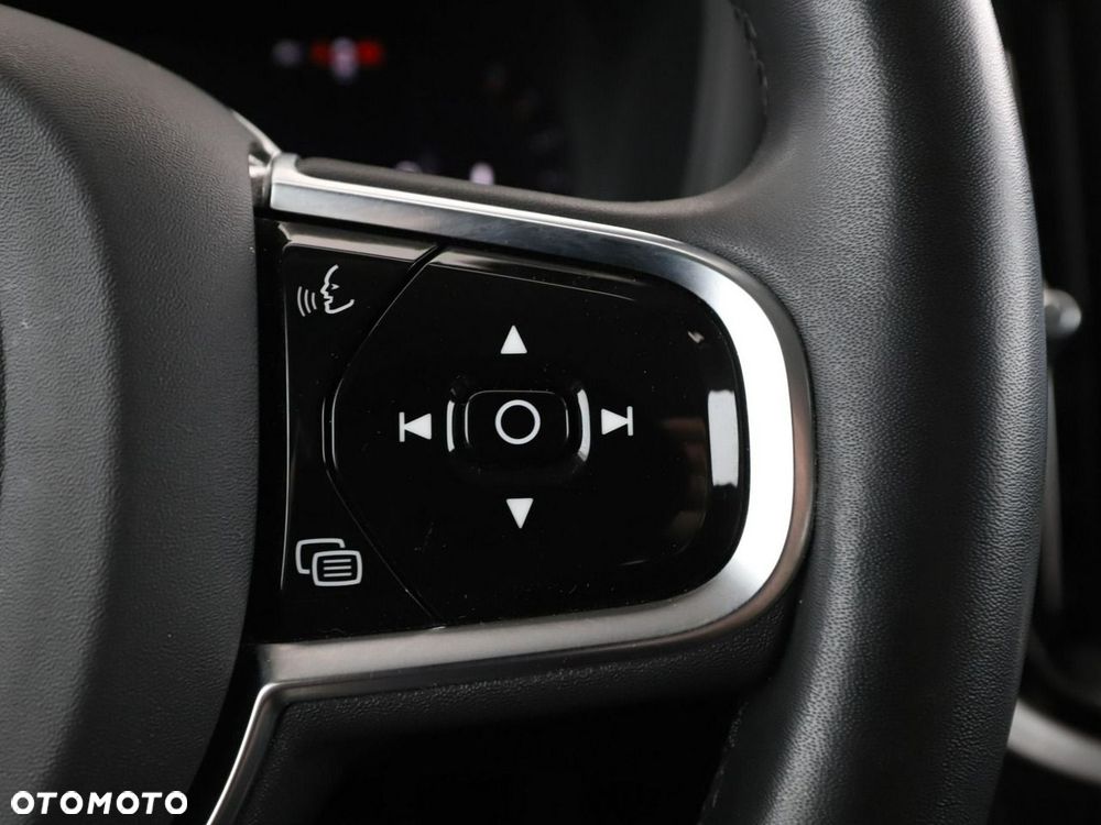 Volvo V60 B4 D Plus Dark - 30