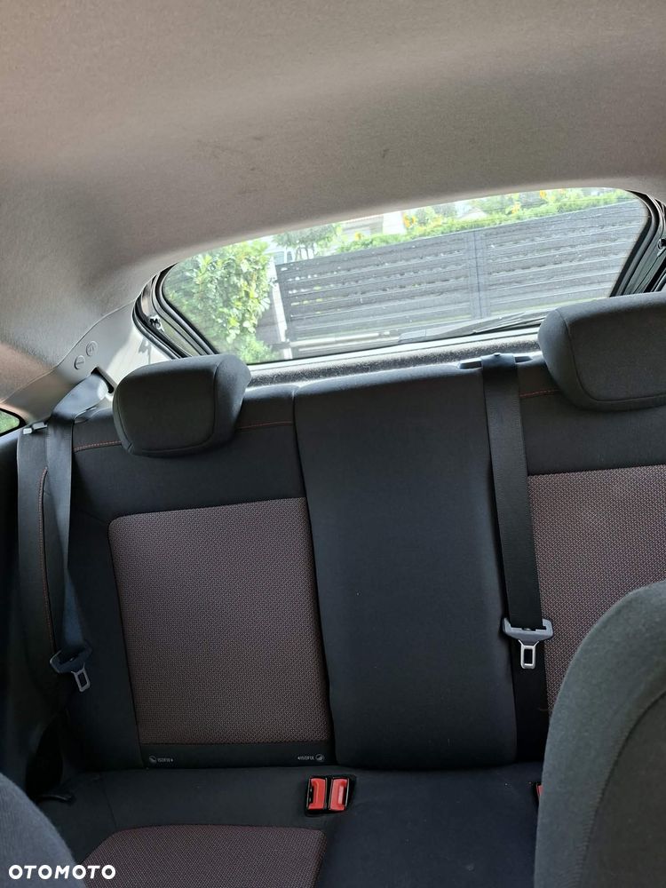 Opel Corsa - 10