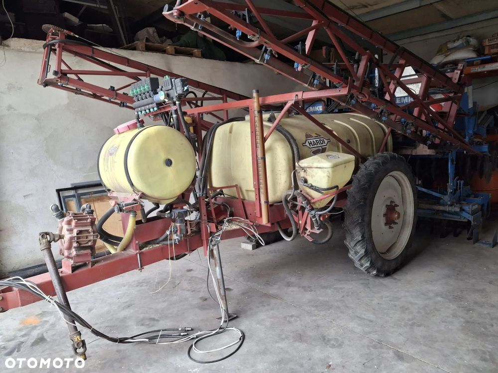 Hardi TR2000