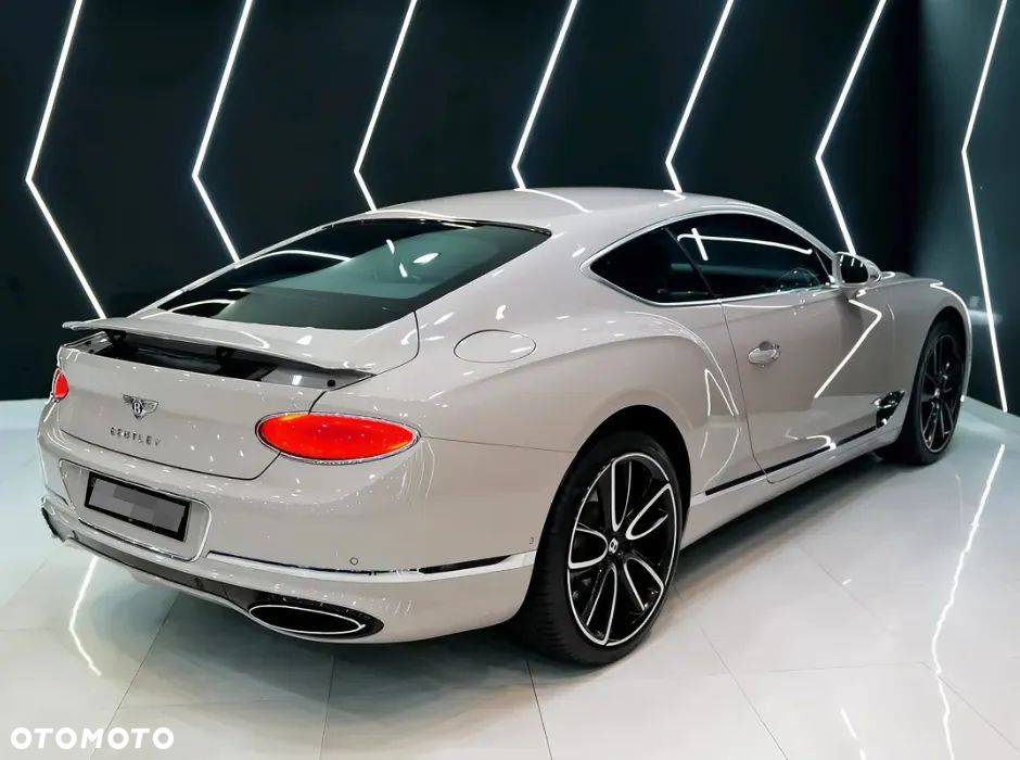 Bentley Continental GT Standard - 2