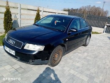Audi A4 Limousine - 1