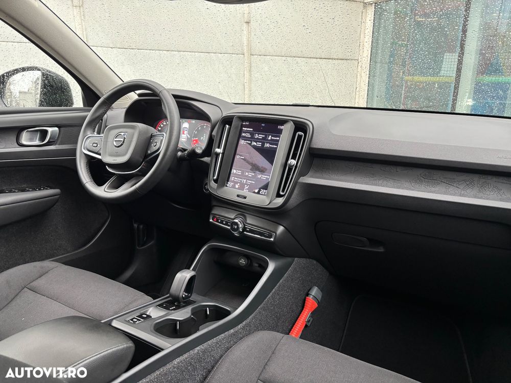 Volvo XC 40 T2 Plus Dark - 7