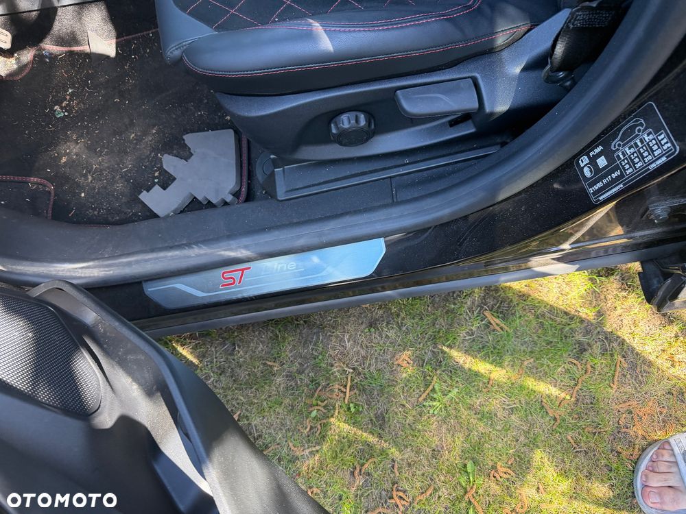 Ford Puma 1.0 EcoBoost Hybrid ST-LINE - 27