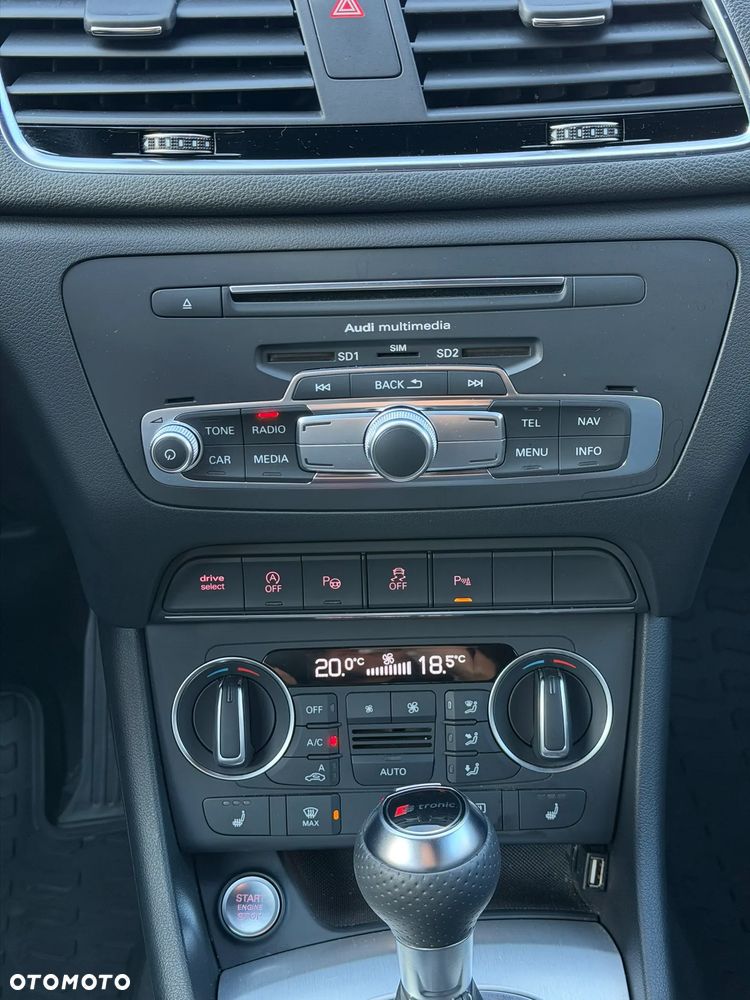 Audi Q3 - 18