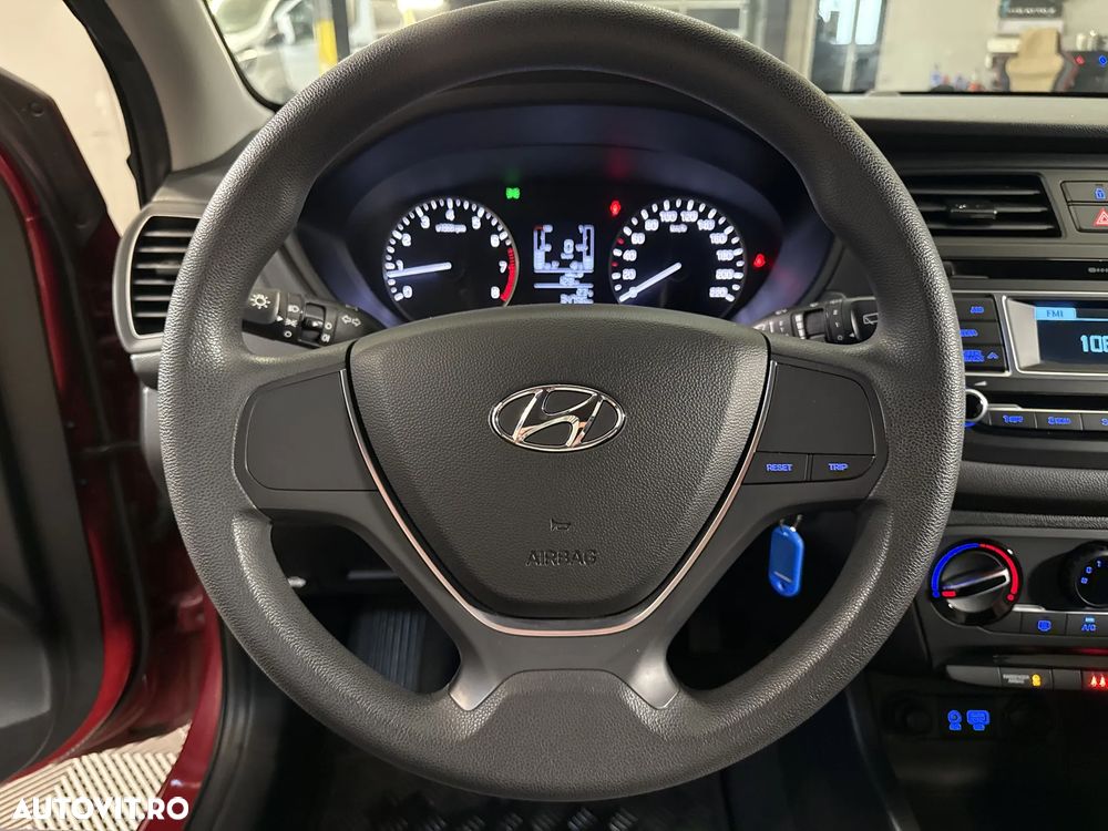 Hyundai i20 - 16