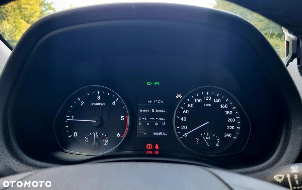 Hyundai i30 1.6 D Classic + - 11