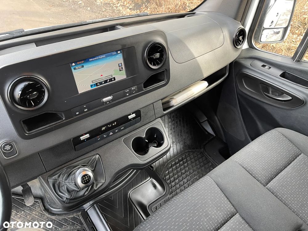 Mercedes-Benz Sprinter W907 319 CDI 2019 ROK 3.0 V6 190 KM MANUAL 6 BIEGÓW MAX MAXI DŁUGI L4H2 - 13