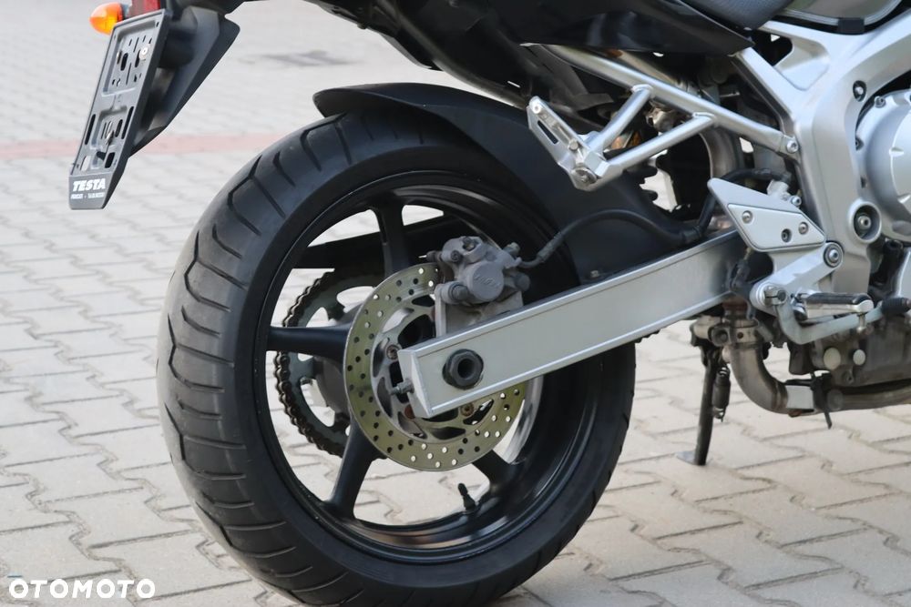 Yamaha FZ6 - 11