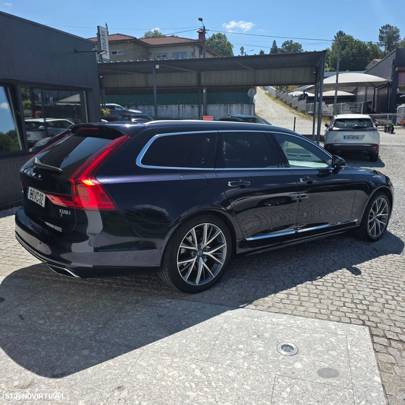 Volvo V90 2.0 T8 Inscription AWD Geartronic - 2