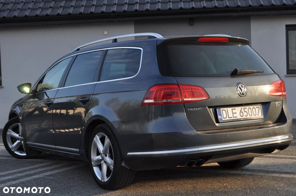 Volkswagen Passat Variant 2.0 TDI DPF Highline - 9