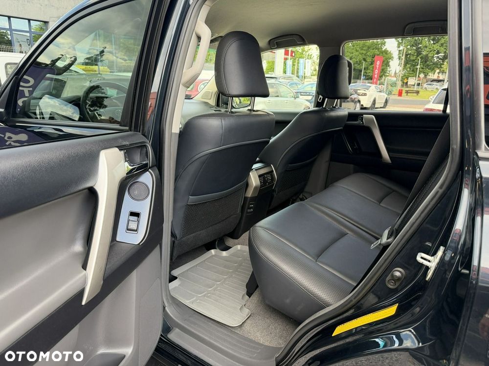 Toyota Land Cruiser LC 3.0 D-4D Executive - 31