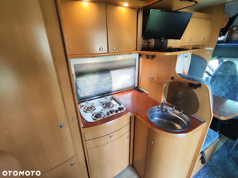 Ford Transit - 22