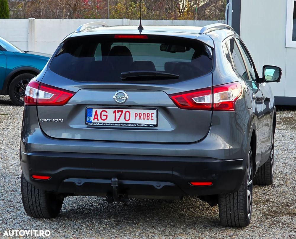 Nissan Qashqai 1.6 DCI TEKNA+ - 9