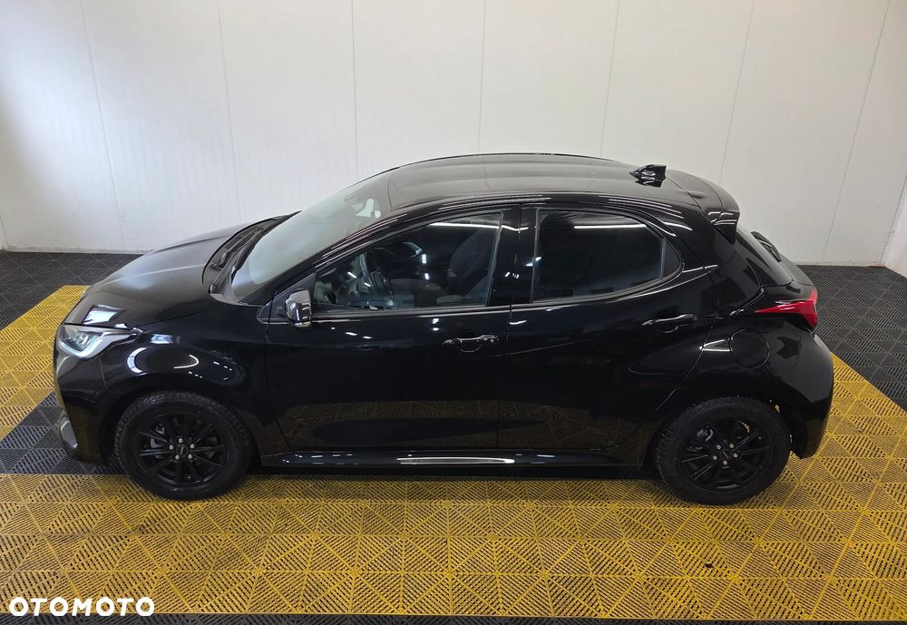 Toyota Yaris Hybrid 1.5 Executive - 4