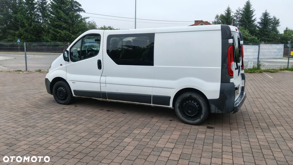 Opel Vivaro - 12