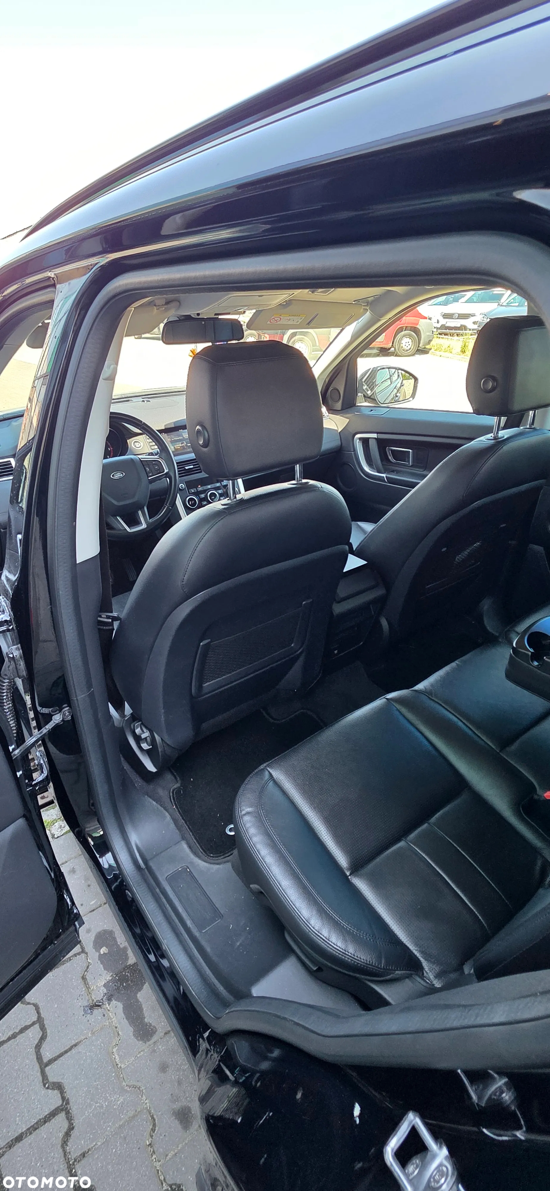 Land Rover Discovery Sport 2.0 D180 SE - 12
