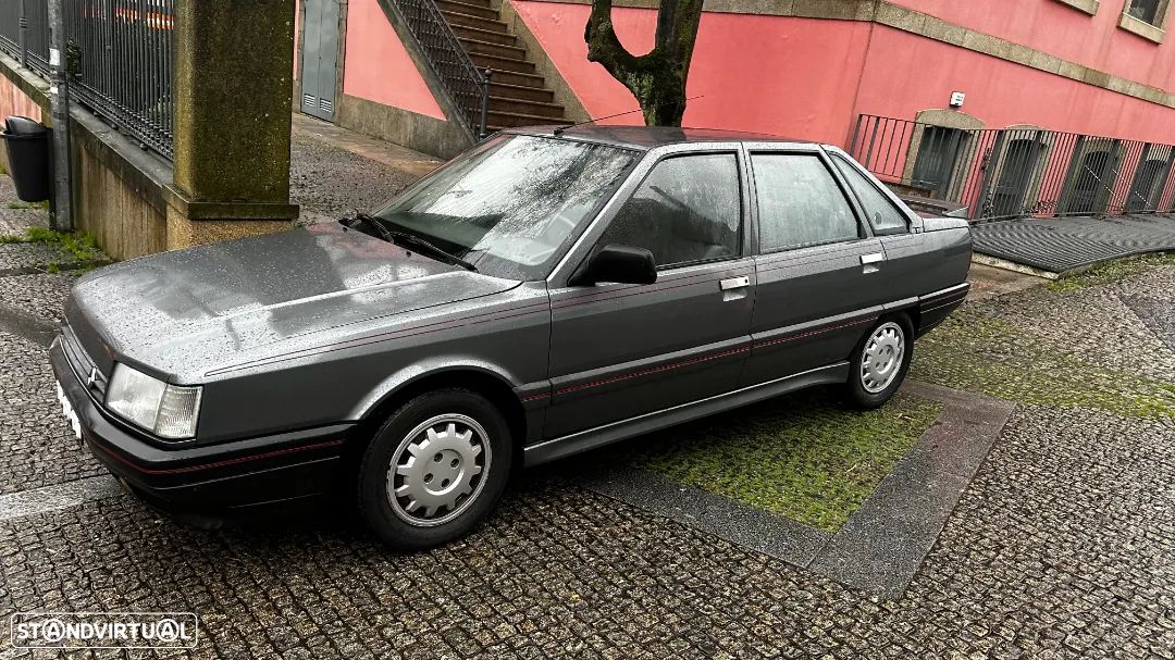 Renault 21 2.2 Ti - 1