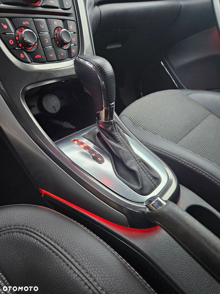 Opel Astra - 9