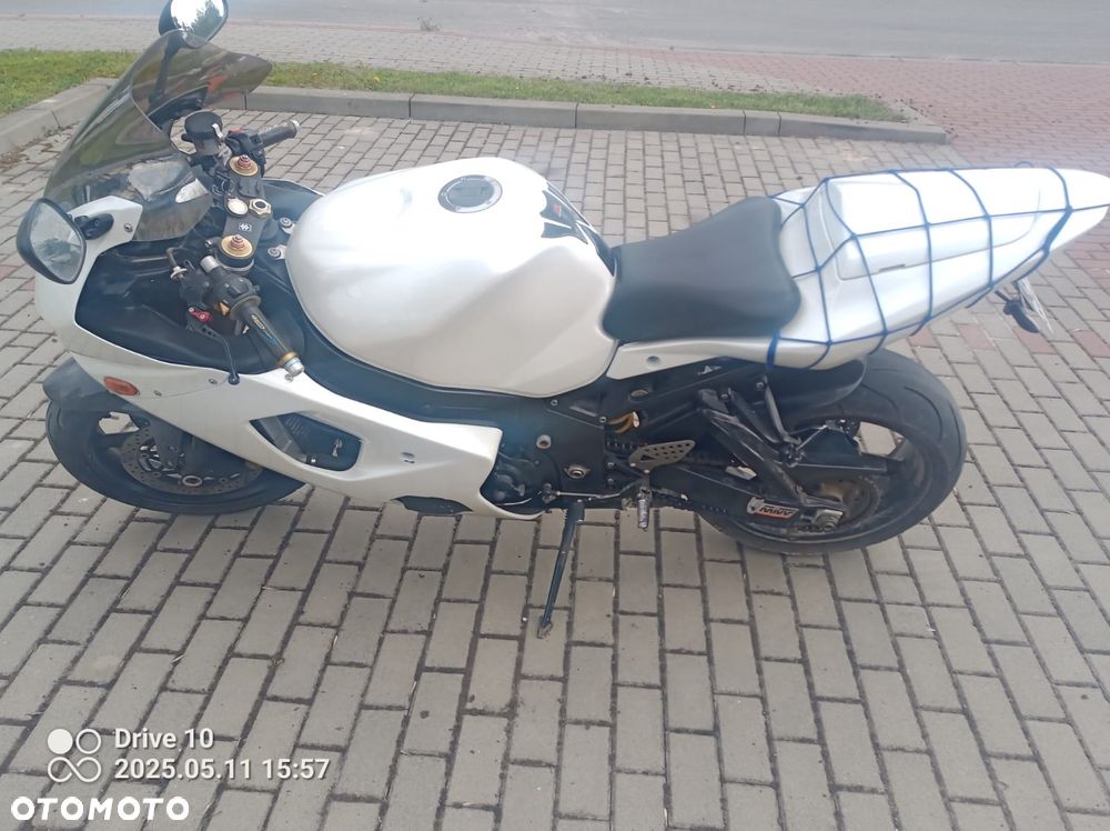 Suzuki GSX-R - 2