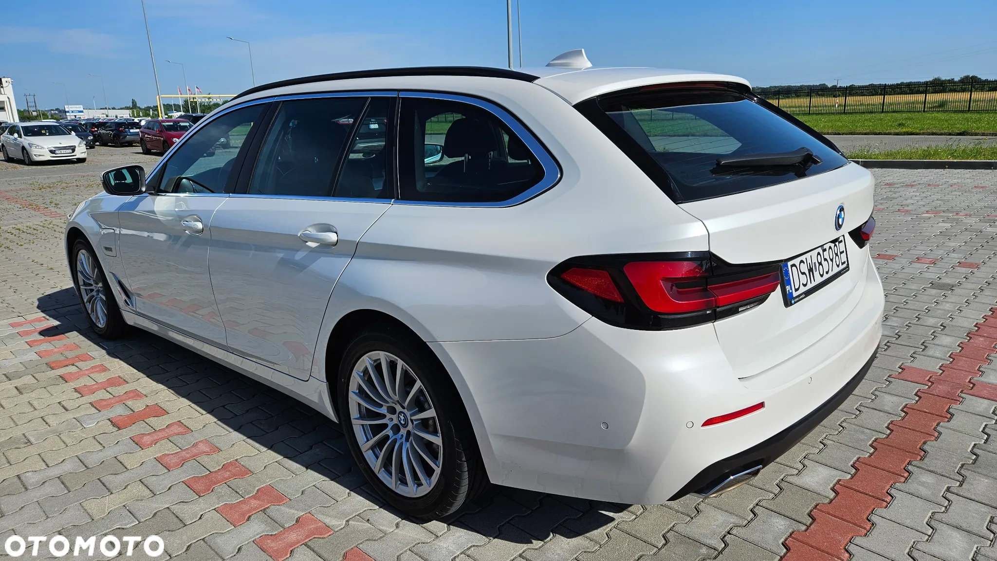 BMW Seria 5 520e - 5
