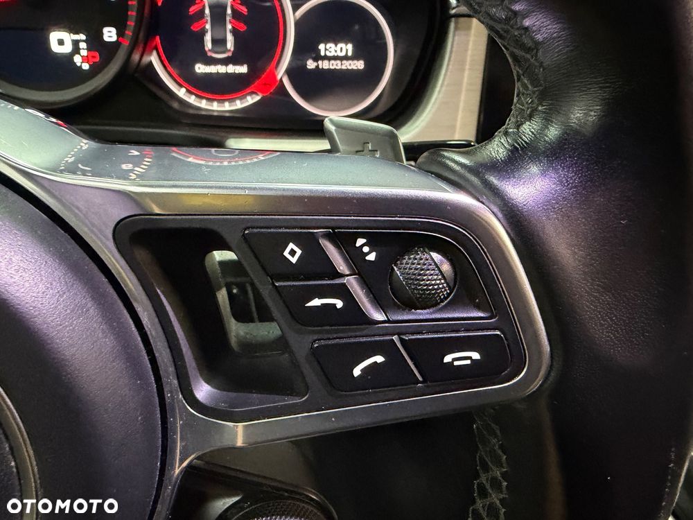 Porsche Panamera Turbo - 28