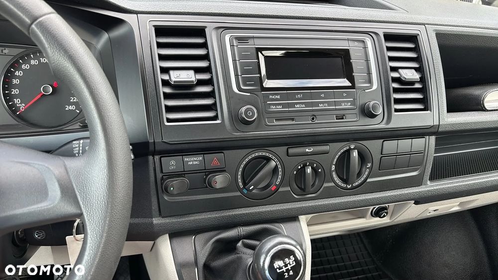 Volkswagen Transporter T6 - 13