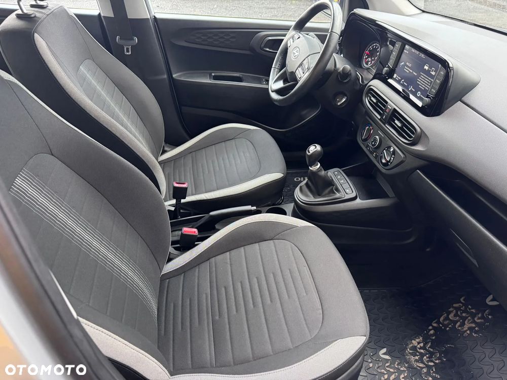 Hyundai i10 1.0 EDITION 30+ - 17