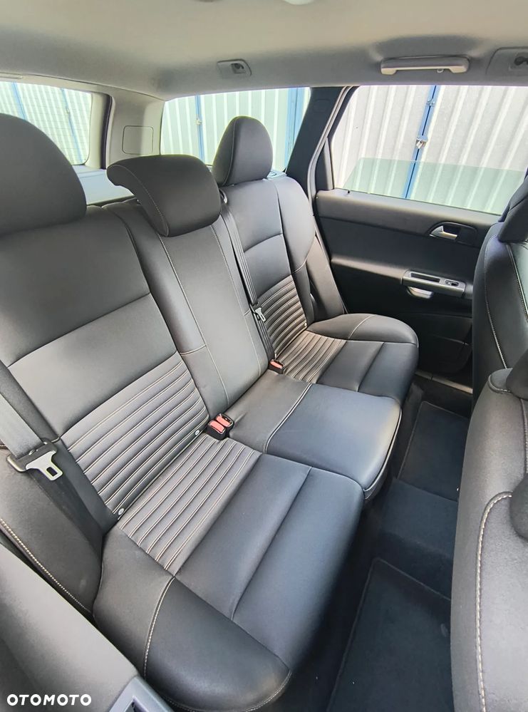 Volvo V50 D3 Kinetic - 11