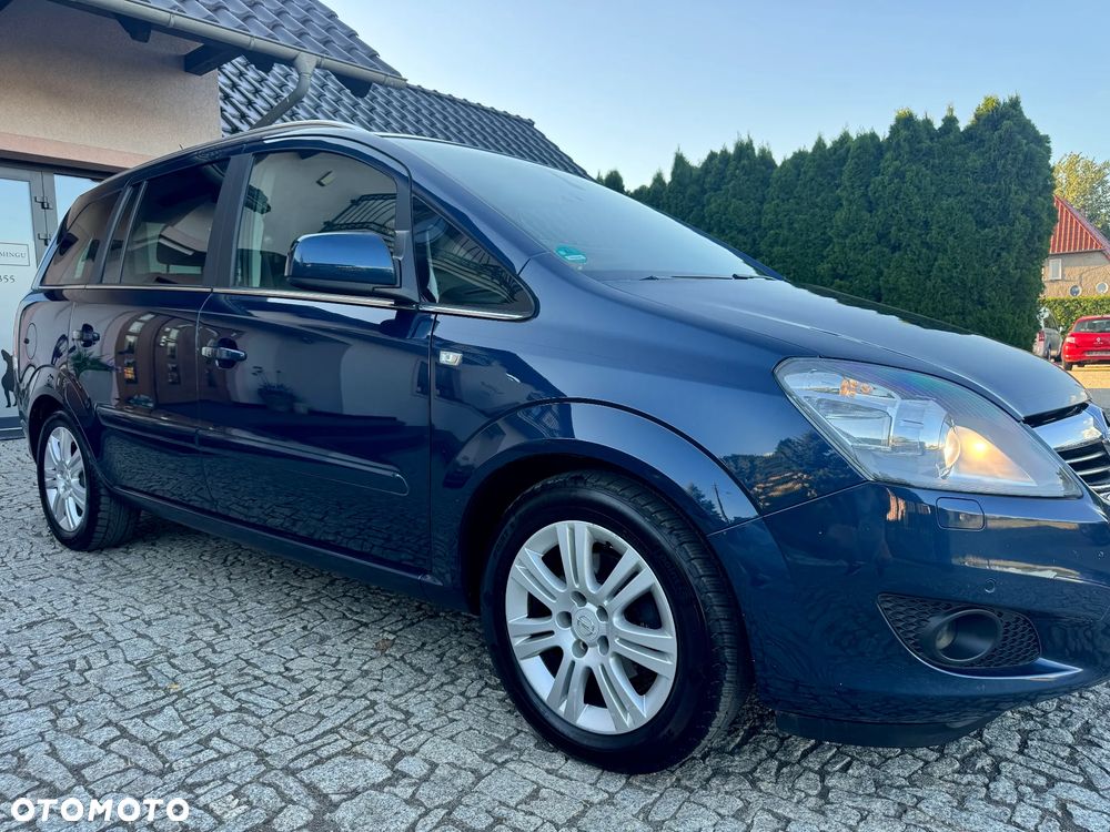 Opel Zafira 1.8 Easytronic Family Plus - 11