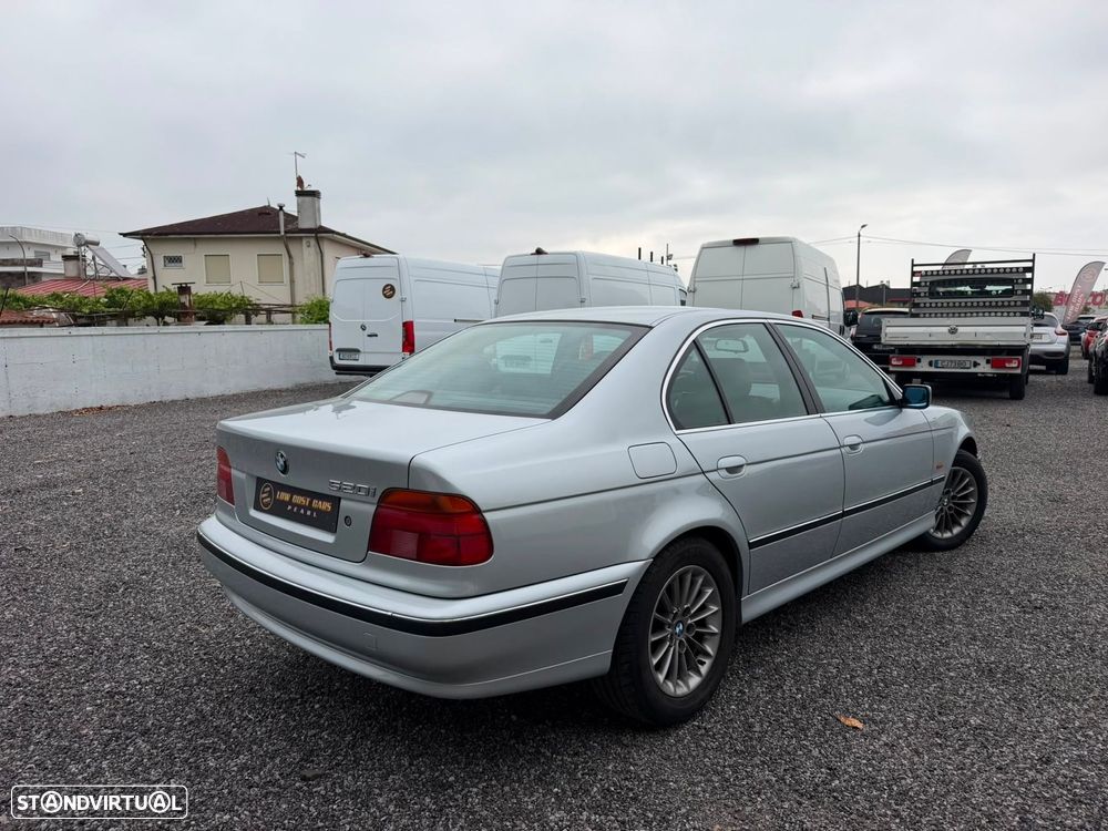 BMW 520 i - 4
