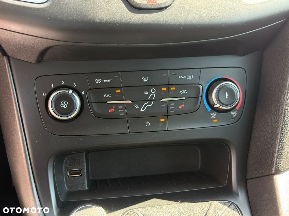 Ford Focus - 18