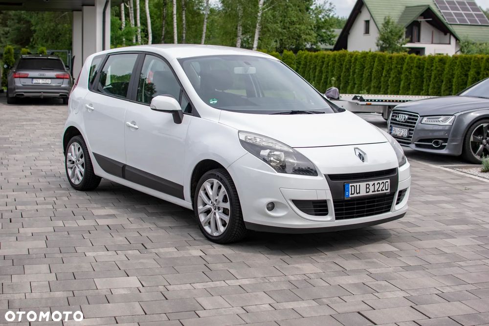 Renault Scenic - 31