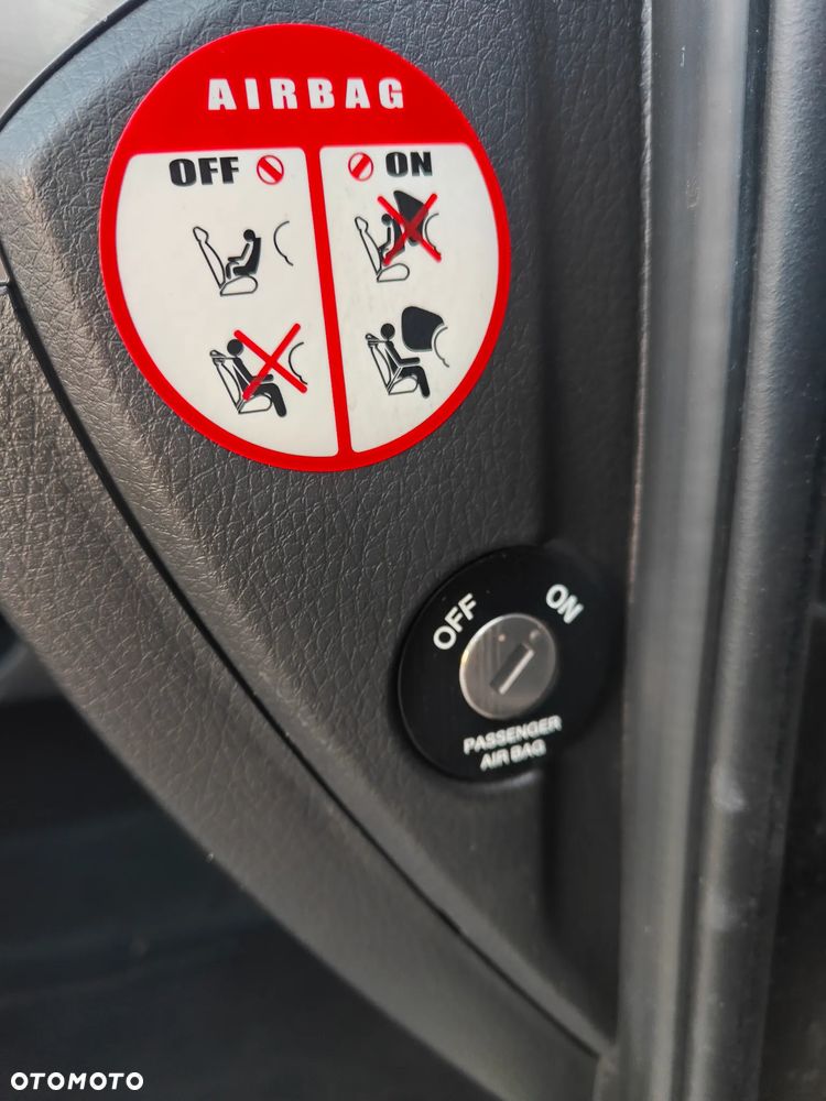 Kia Sorento 2.0 CRDI L 2WD - 30