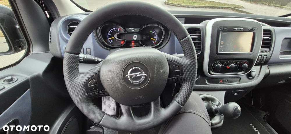 Opel Vivaro - 31