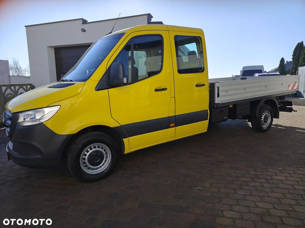 Mercedes-Benz SPRINTER 317 CDI 170KM MAXI LONG DOKA 6OSOBOWA SKRZYNIA KAMERA KLIMATRONIC NAVI COMMAND INTERNET HAK 3500 KG TEMPOMAT cały w oryginale Fotele KOMFORTY podgrzewane - 6