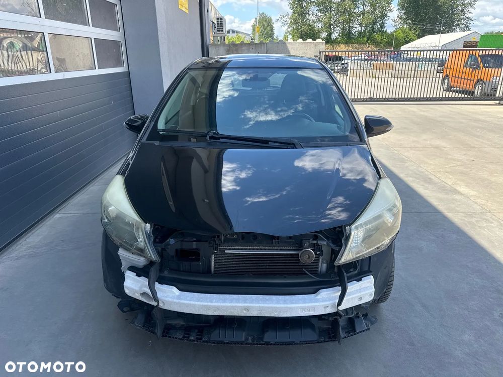 Toyota Yaris 1.0 Luna - 3