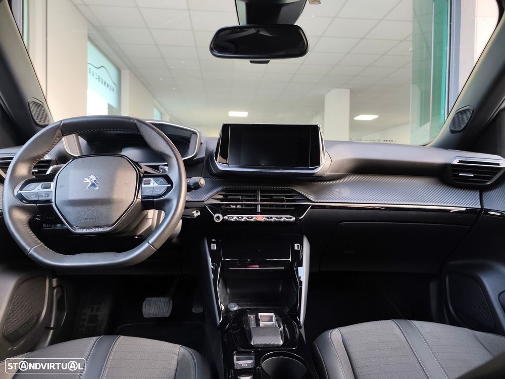 Peugeot 2008 PureTech 130 EAT8 Allure Pack - 4