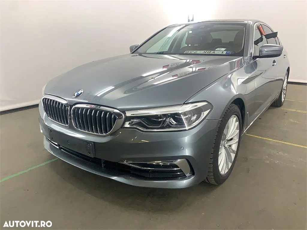 BMW Seria 5 530i Aut. Luxury Line - 6